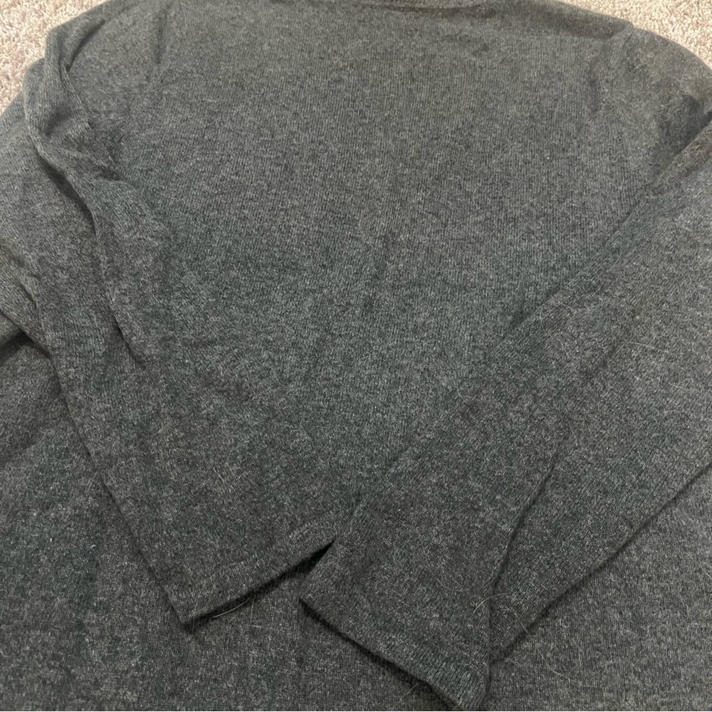{Charter Club} 100% Cashmere Grey Turtleneck Sweater - Picture 7 of 7